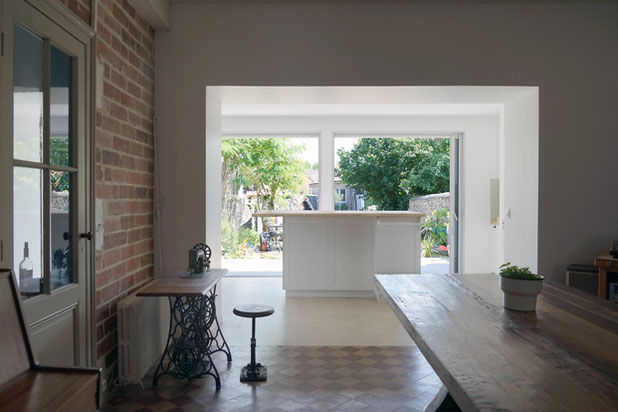 Intérieur vers le jardin-agrandissement_extension-extension-Saint-Laurent-Médoc