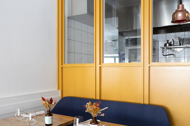 Cloison vitrée vers la cuisine-renovation-cafe_restaurant-Paris