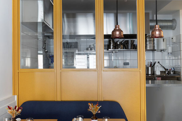 Cloison vitrée vers la cuisine-renovation-cafe_restaurant-Paris