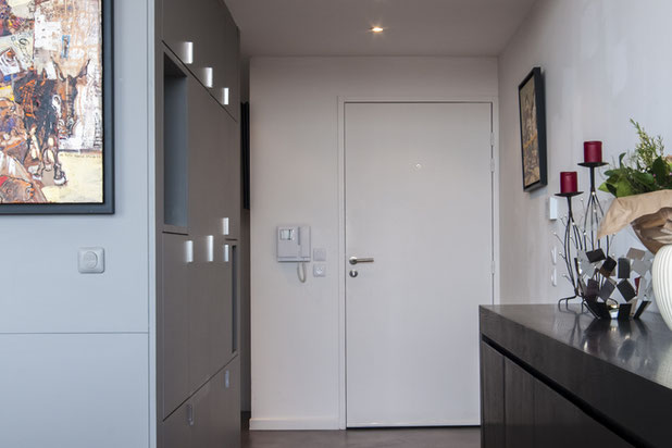 l'entrée  et sa penderie-amenagement-atelier_loft-Wambrechies