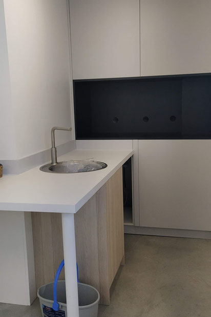 La cuisine terminée-amenagement-bureaux-Plaisance-du-Touch