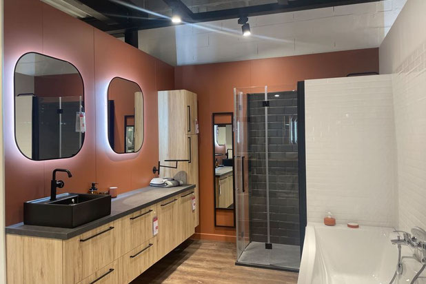 une salle de bain etnique-amenagement-boutique_local-Bordeaux