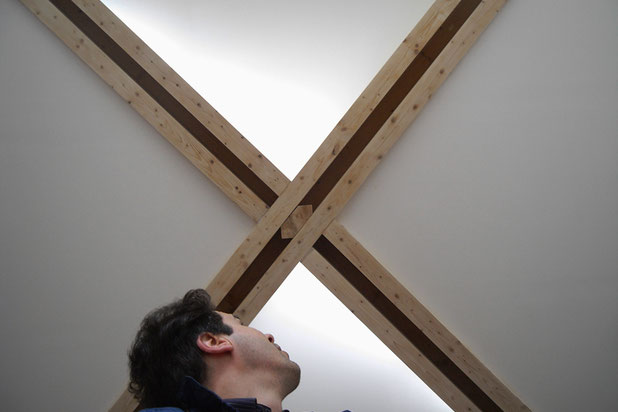 vue de la charpente de l'extension avec ses 2 sources de lumière-agrandissement_extension-maison-Rosny-sous-Bois