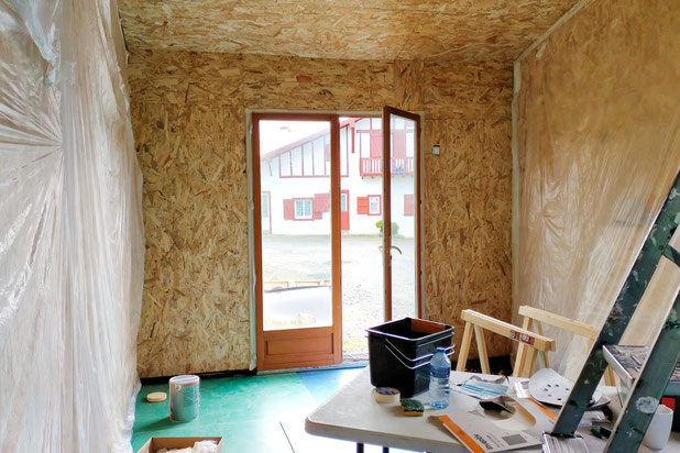 En cours de travaux-rehabilitation-boutique_local-Espelette