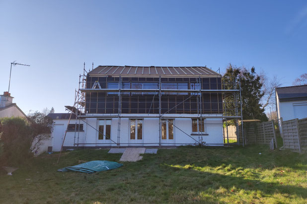 Vue depuis le jardin-surelevation-maison-Betton