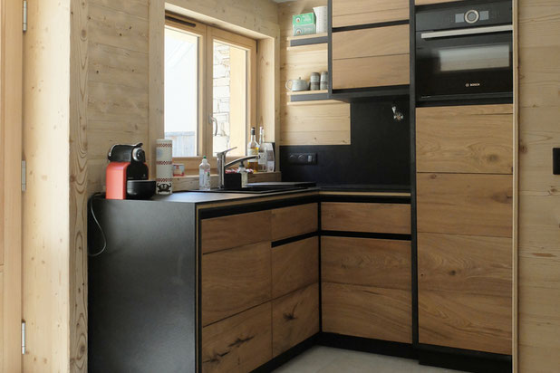 Coin cuisine-agrandissement_extension-maison-Bonneval-sur-Arc