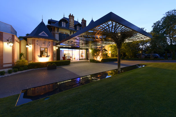Auvent le soir-construction-espaces_exts-Tinqueux