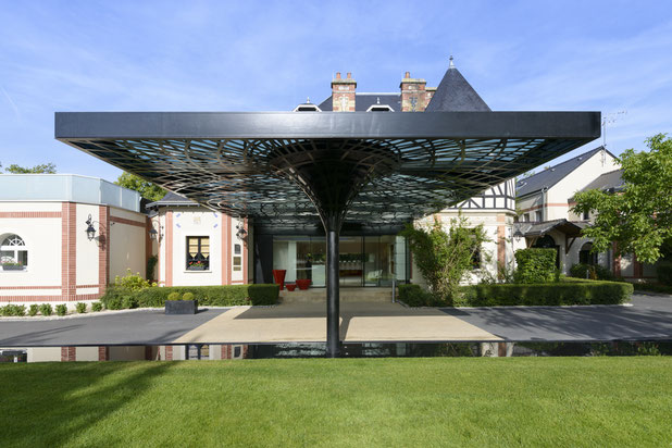 Auvent vu du jardin-construction-espaces_exts-Tinqueux