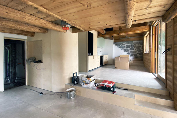 Séjour en chantier-renovation-maison-Dingy-Saint-Clair