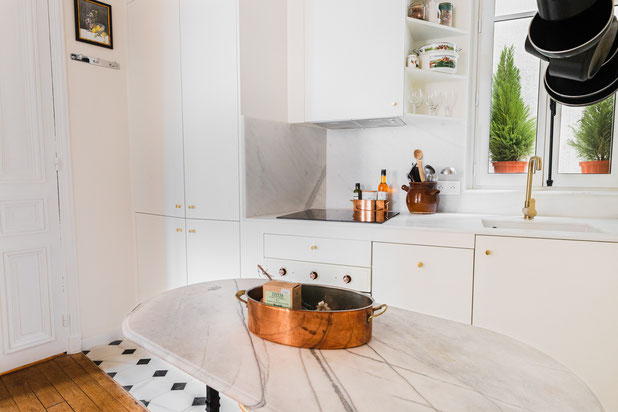 Cuisine monochrome-renovation-appartement-Paris