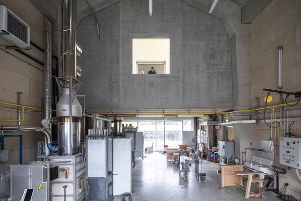 Vue intérieure du nouvel atelier de création verrière-rehabilitation-equipement-Meisenthal