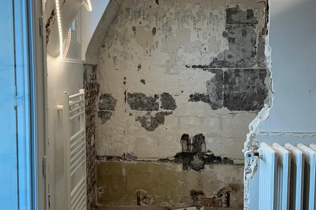 Photo de chantier -entrée SDB-renovation-appartement-Paris