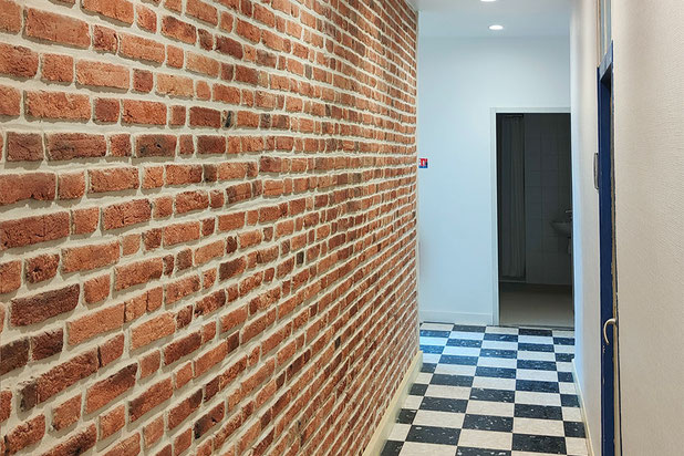 Conservation et mise en valeur des murs briques-rehabilitation-logement-Rennes