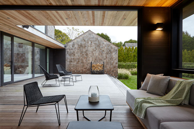 Salon extérieur-agrandissement_extension-maison-Bridgehampton