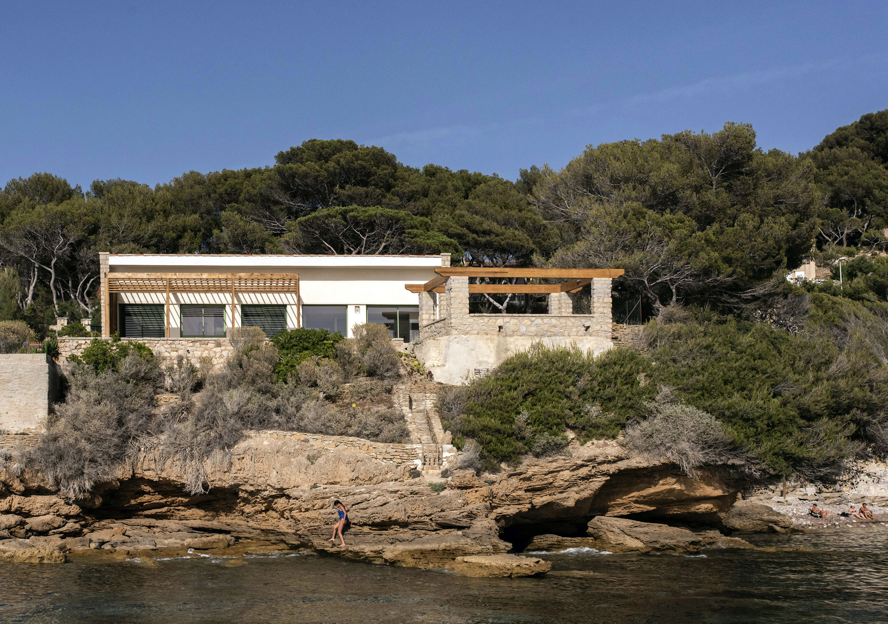 Réhabilition et extension d’une maison à Saint-Cyr-sur-Mer – extension de maison Var