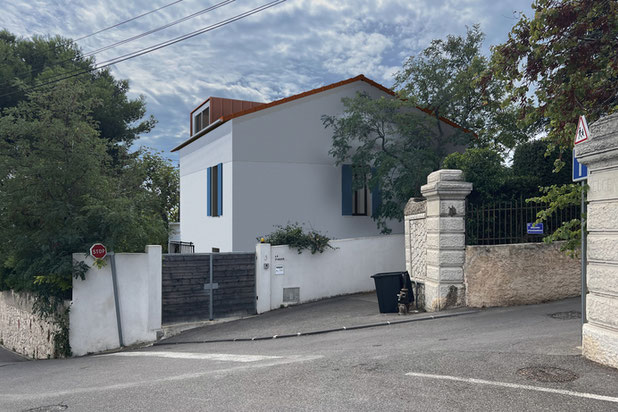 Vue depuis la rue au Nord - Surélévation-surelevation-logement-Marseille