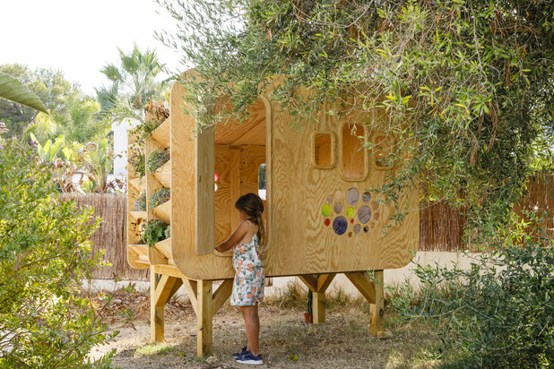 cabane design pour enfants-construction-equipement-Calafell