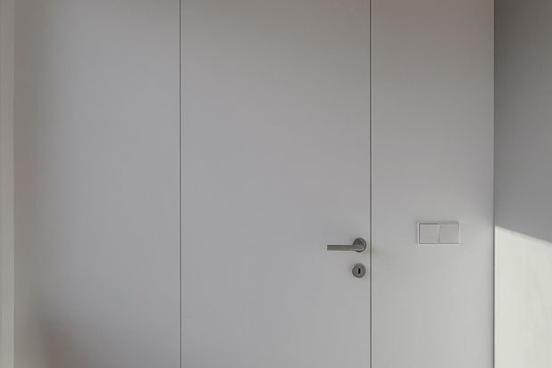 Vue de la porte de la chambre parentale-renovation-appartement-Paris