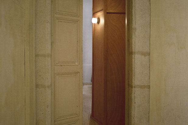 Entrée, vue sur la cabine salle de bain-renovation-appartement-Montpellier