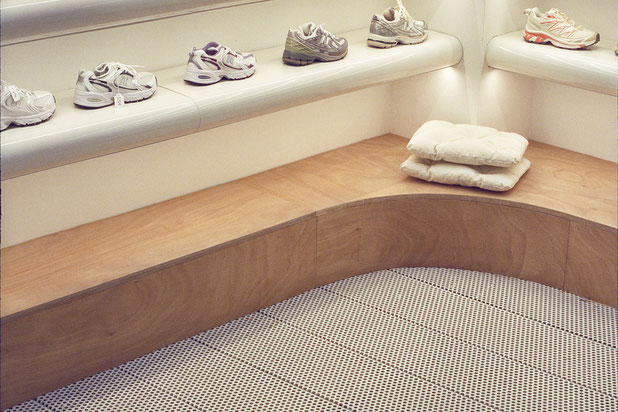 Détail meuble chaussure-amenagement-boutique_local-Montpellier