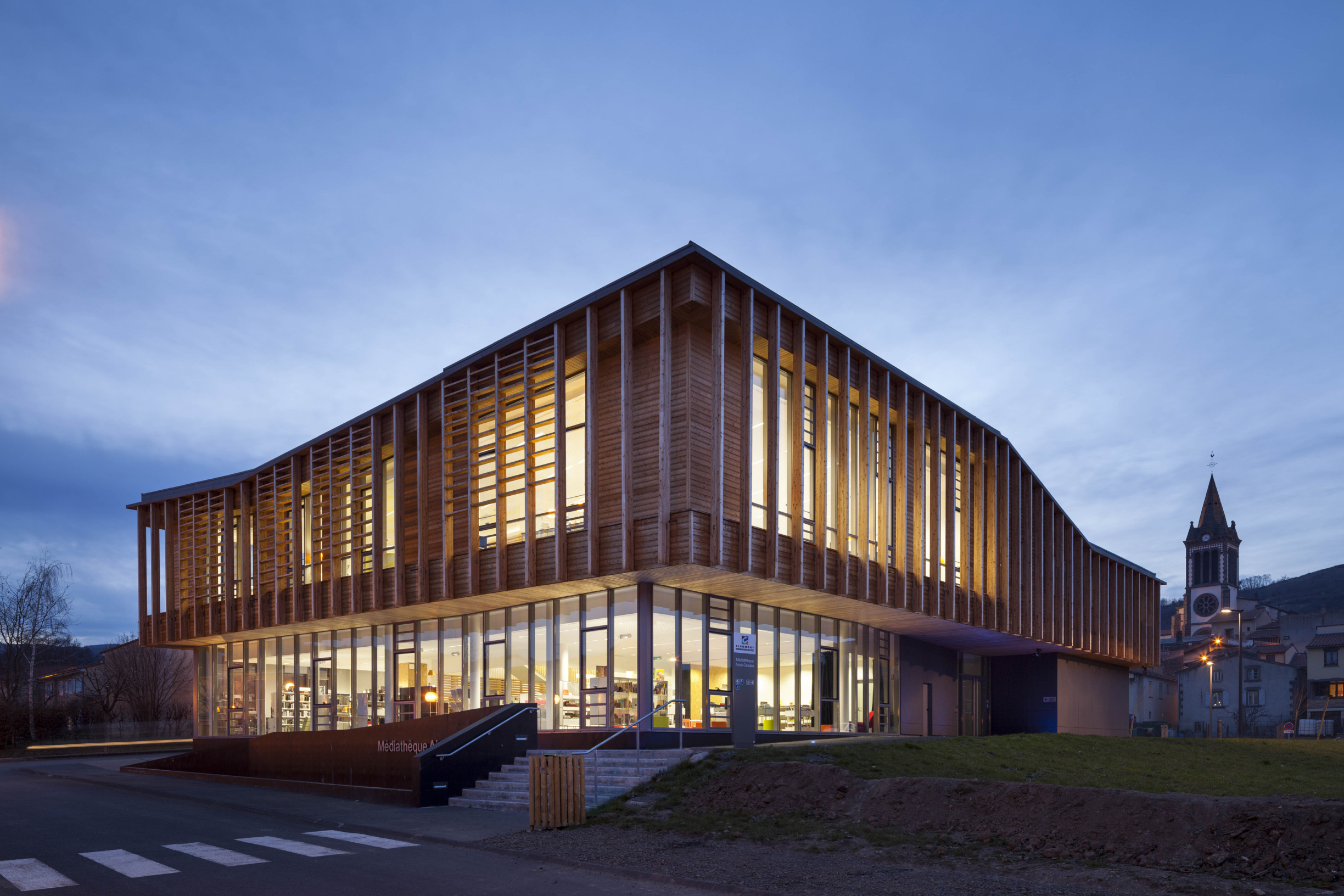 Médiathèque à Blanzat – construction d'immeuble Haute-Saône Médiathèque à Blanzat – construction d'immeuble Haute-Saône