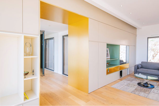 Salon bibliothèque sur mesure-construction-maison-Roquefort-les-Pins