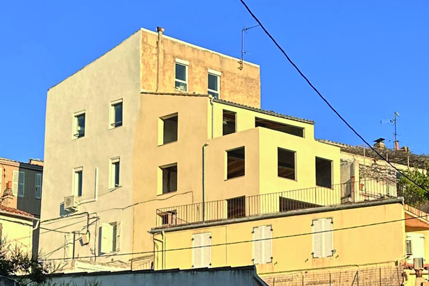 Photo-agrandissement_extension-surelevation-Marseille