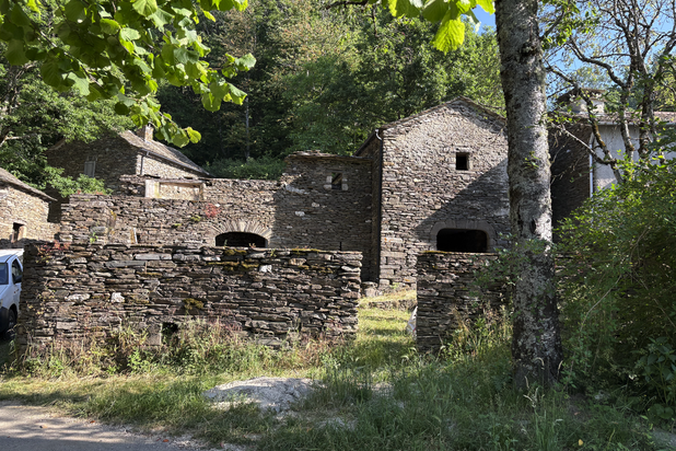 grange-renovation-local-Saint-André-de-Lancize