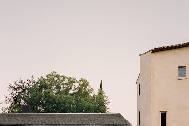 L'existant transformé et l'extension - côté nord-construction-maison-Lourmarin