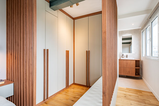 Dressing  sur mesure suite parentale-renovation-appartement-Boulogne-Billancourt