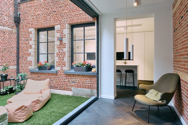 Couloir et cour intérieure-renovation-maison-Antwerpen