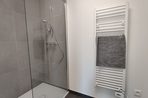 Salle de bain-amenagement-bureaux-Bruxelles