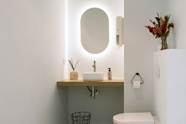 Toilettes-renovation-boutique_local-Gent