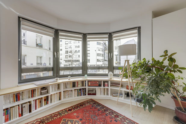 Le banc bibliothèque-renovation-appartement-Paris