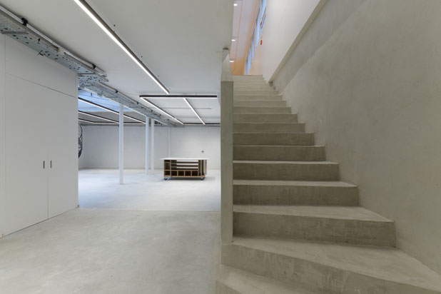 Escalier béton-renovation-immeuble-Paris