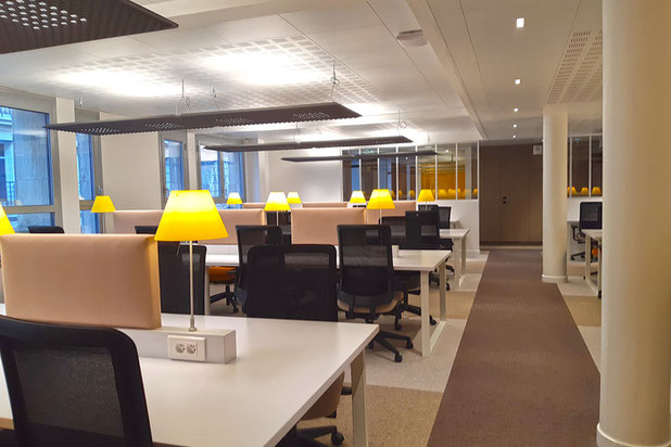 Les bureaux en bench-ambiance bibliothèque-rehabilitation-bureaux-Neuilly-sur-Seine