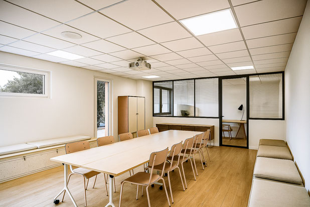 Salle de réunion-amenagement-bureaux-Nîmes