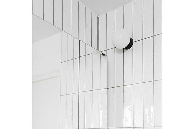 Pièce d'eau minimaliste-rehabilitation-appartement-Paris