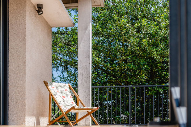 Nouvelle terrasse sur escalier conservé-renovation-maison-Poitiers