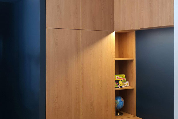 Mobilier sur-mesure dans la salle de jeux-surelevation-surelevation-Buxerolles