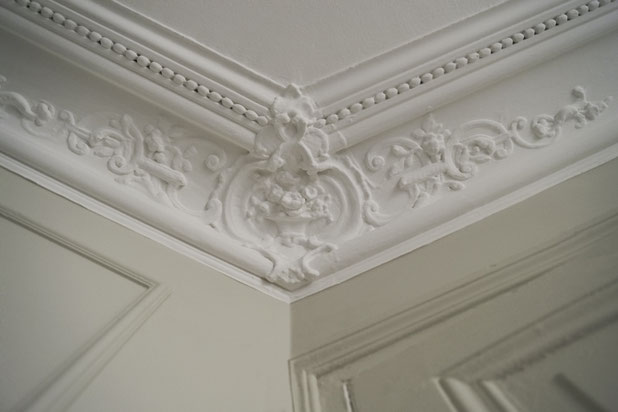 Moulurations-renovation-appartement-Paris