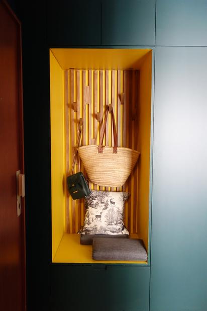 entrée avec placards sur mesure-renovation-appartement-Paris