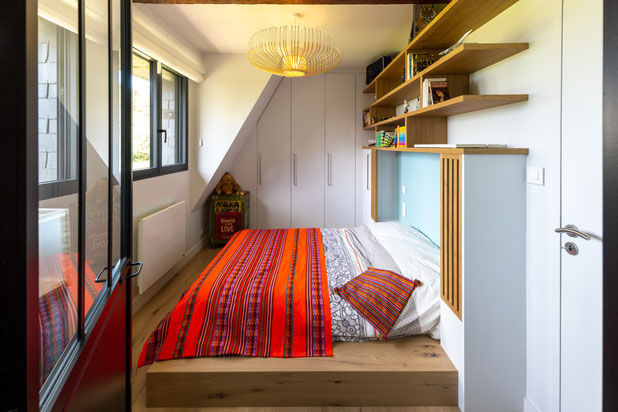 Chambre 2 avec un aménagement sur mesure-renovation-maison-Sarzeau