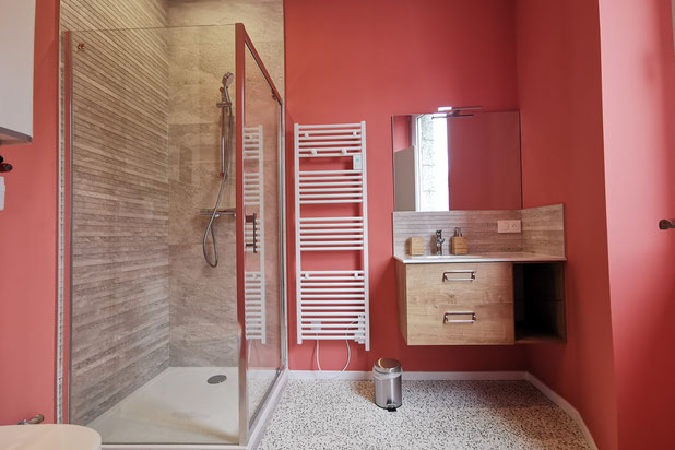 Salle d'eau 01 terminée-renovation-logement-Quiberon