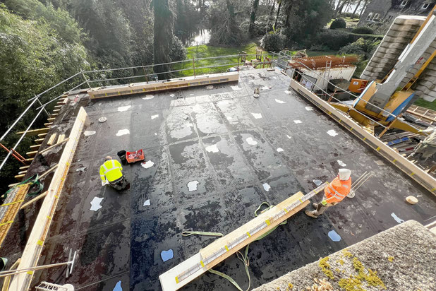 Chantier en cours (pose des miroirs)-agrandissement_extension-maison-La Forêt-Fouesnant