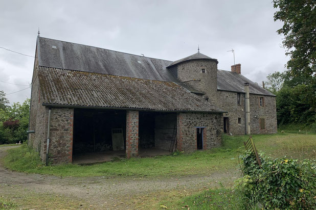 Photos du bâtiment avant travaux-renovation-maison-Saint-Sauveur-Villages