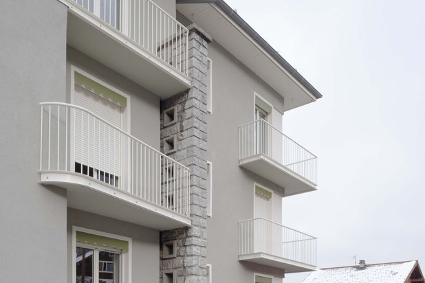 White Roof Housing-rehabilitation-immeuble-Passy