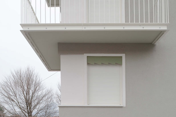 White Roof Housing-rehabilitation-immeuble-Passy