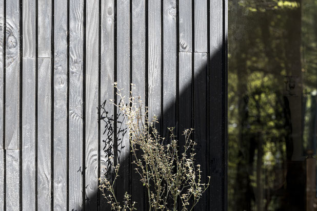 détail du bardage-construction-maison-La Vraie-Croix