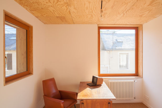 Bureau sur rue-construction-maison-Nantes